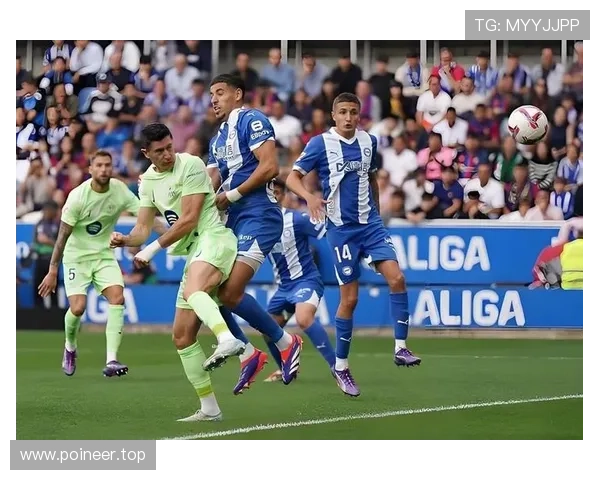 赫塔菲中场组织 赫塔菲中场组织