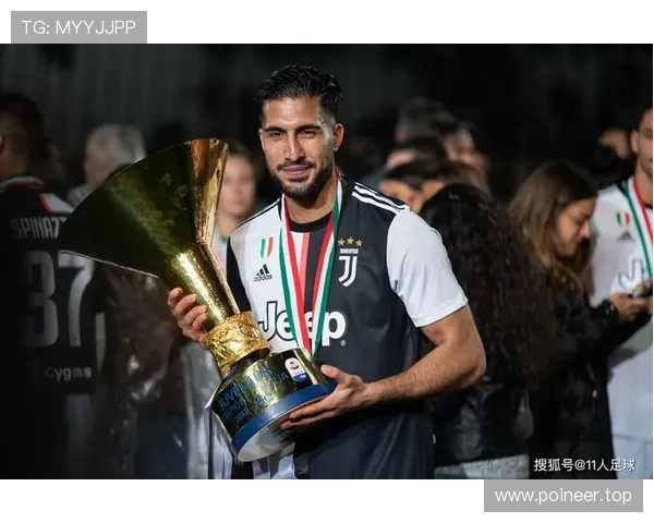 乌加特与罗德里：防守型与组织型后腰的战术角色对比分析