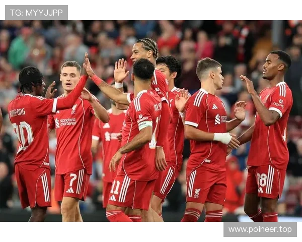 利物浦的危机时刻:战术混乱和阵容老化,豪门地位面临前所未有的挑战。 利物浦的危机时刻:战术混乱和阵容老化,豪门地位面临前所未有的挑战。