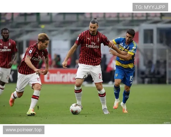 米兰关键比赛表现不佳,对赛季争冠形势产生直接影响 米兰关键比赛表现不佳,对赛季争冠形势产生直接影响