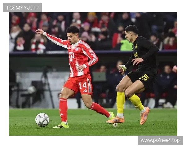 拜仁防守体系漏洞问题频现，近期表现波动对联赛稳定性形成影响。