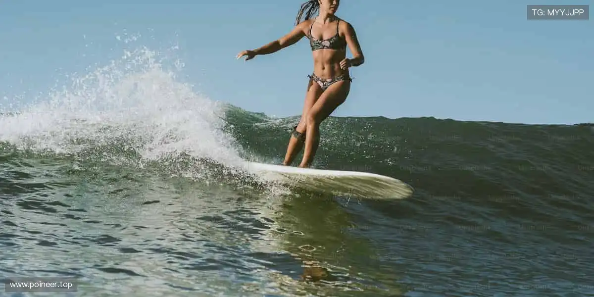 从赛场到生活，热爱不止！🎯 个性周边，让运动精神融入日常！